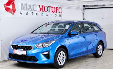 Kia Ceed SW Голубой